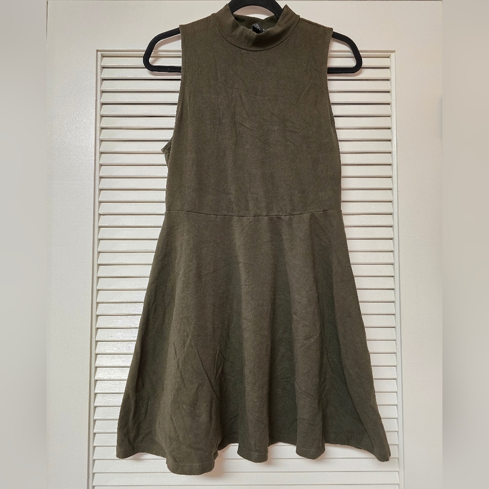 Forever 21 - Olive Green Sleeveless Fit & Flare Dress